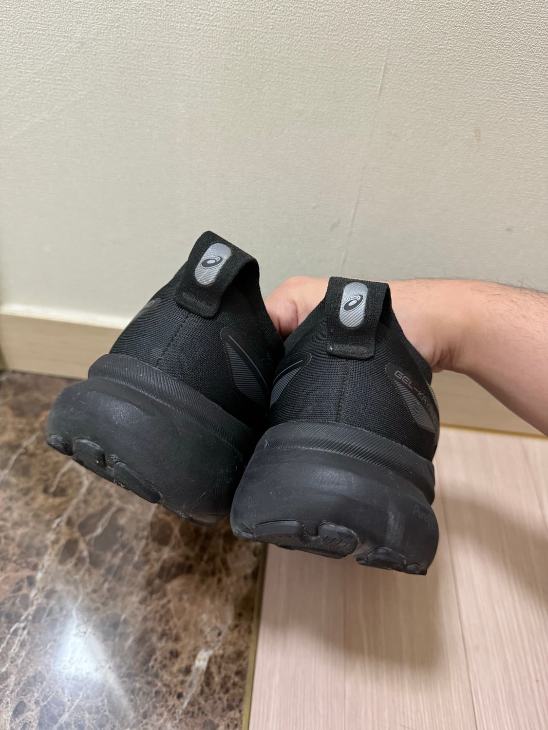 아식스 젤카야노31 275(4E) 안정화 런닝화 상품이미지4