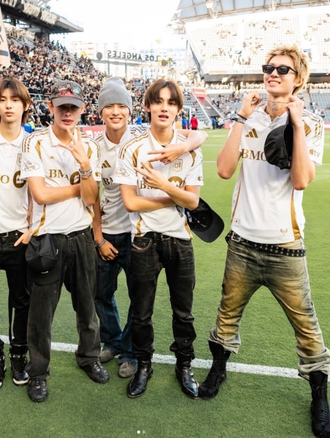 언더마이카 25SS 하드 오일 워싱 플레어 진 라이트 블루 상품이미지1