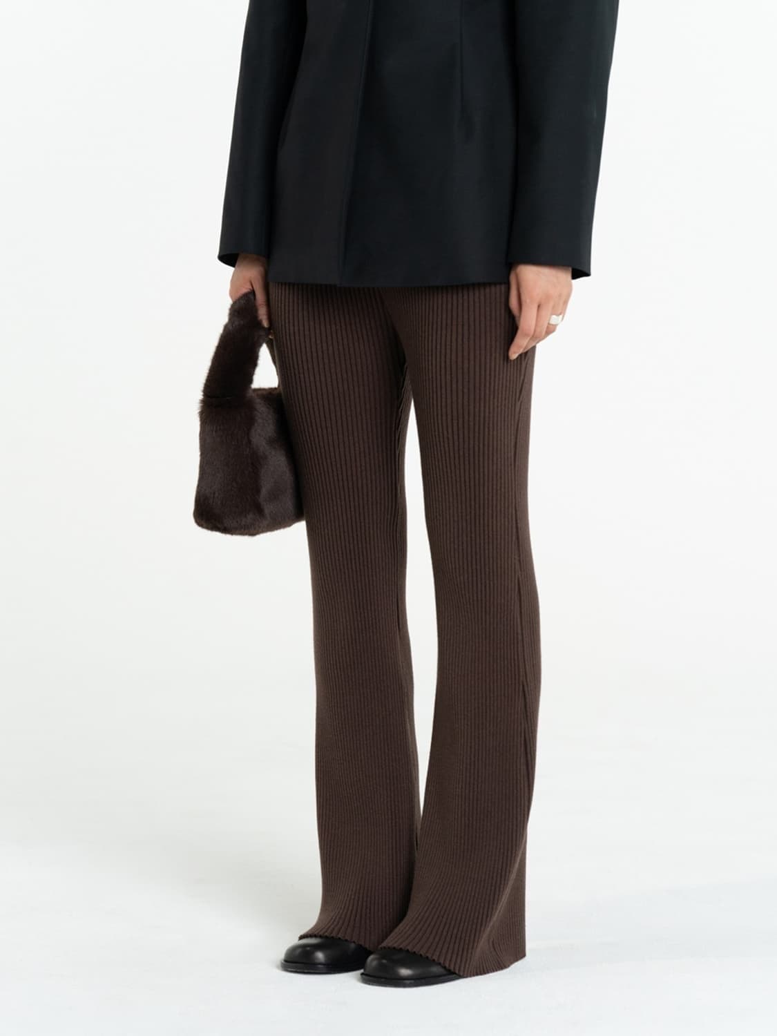 아모멘토 립니트 팬츠 상품이미지1