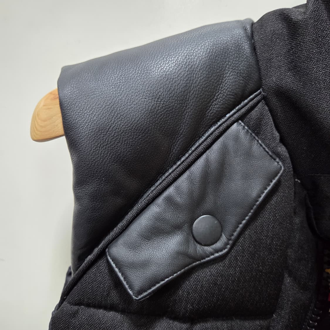 노비스 양가죽 구스 패딩 베스트 상품이미지4