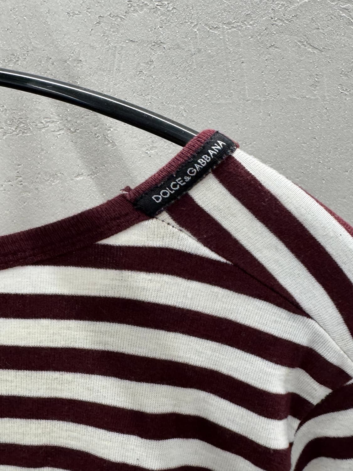 돌체앤가바나 V넥 스트라이프 반팔 티셔츠 100 상품이미지6