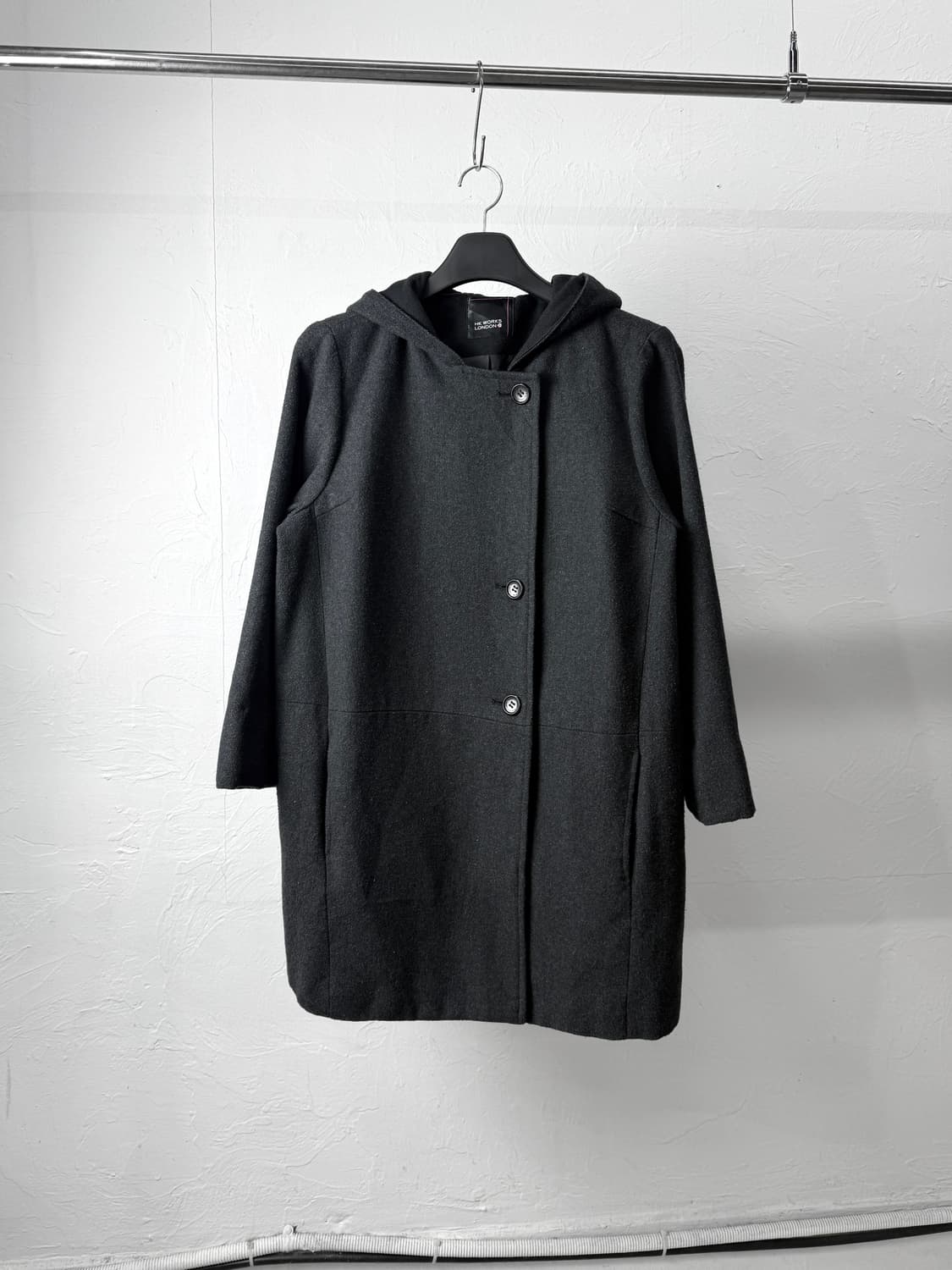 Hk Works London 오프셋 클로징 후드 코트 상품이미지1