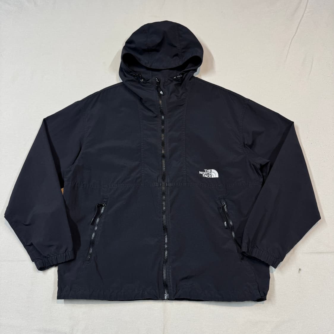 XL) 노스페이스 센터로고 바람막이 자켓 블랙 상품이미지1