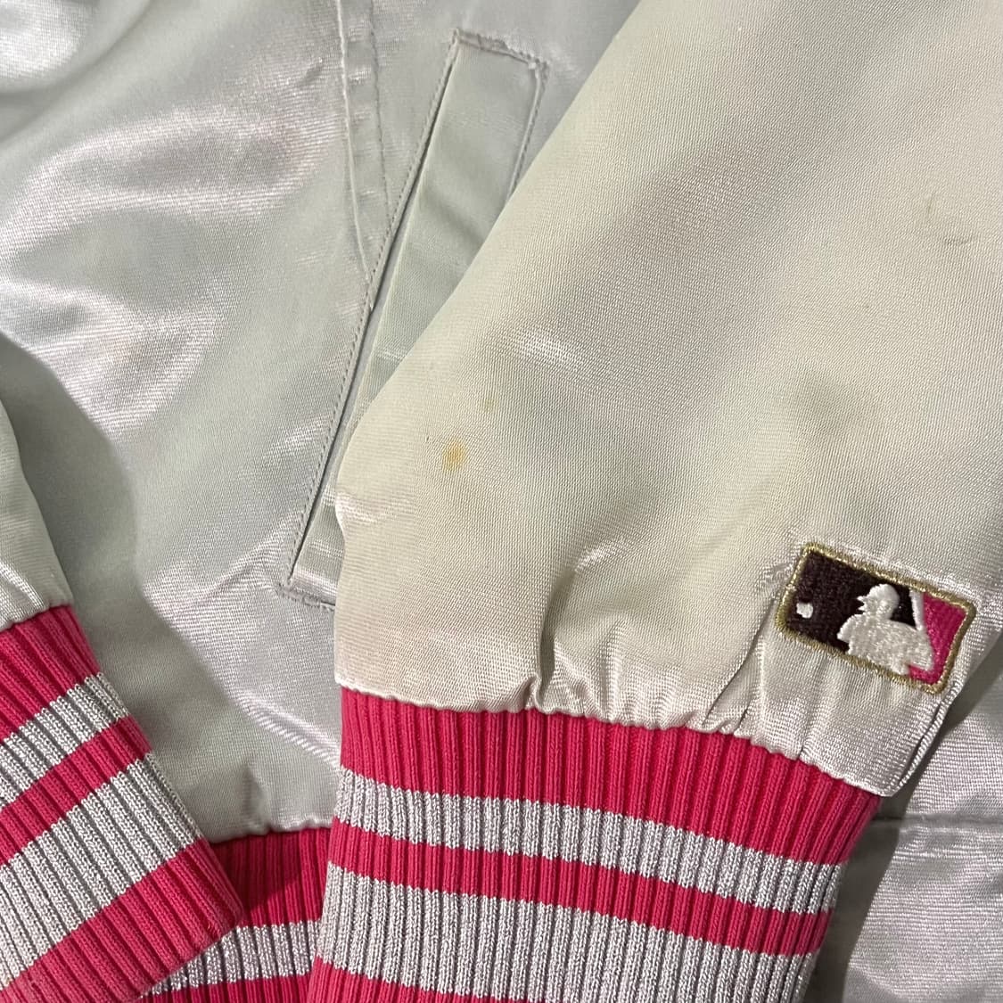 MLB 엔젤스 후드 스타디움 실버 핑크 자켓 상품이미지4