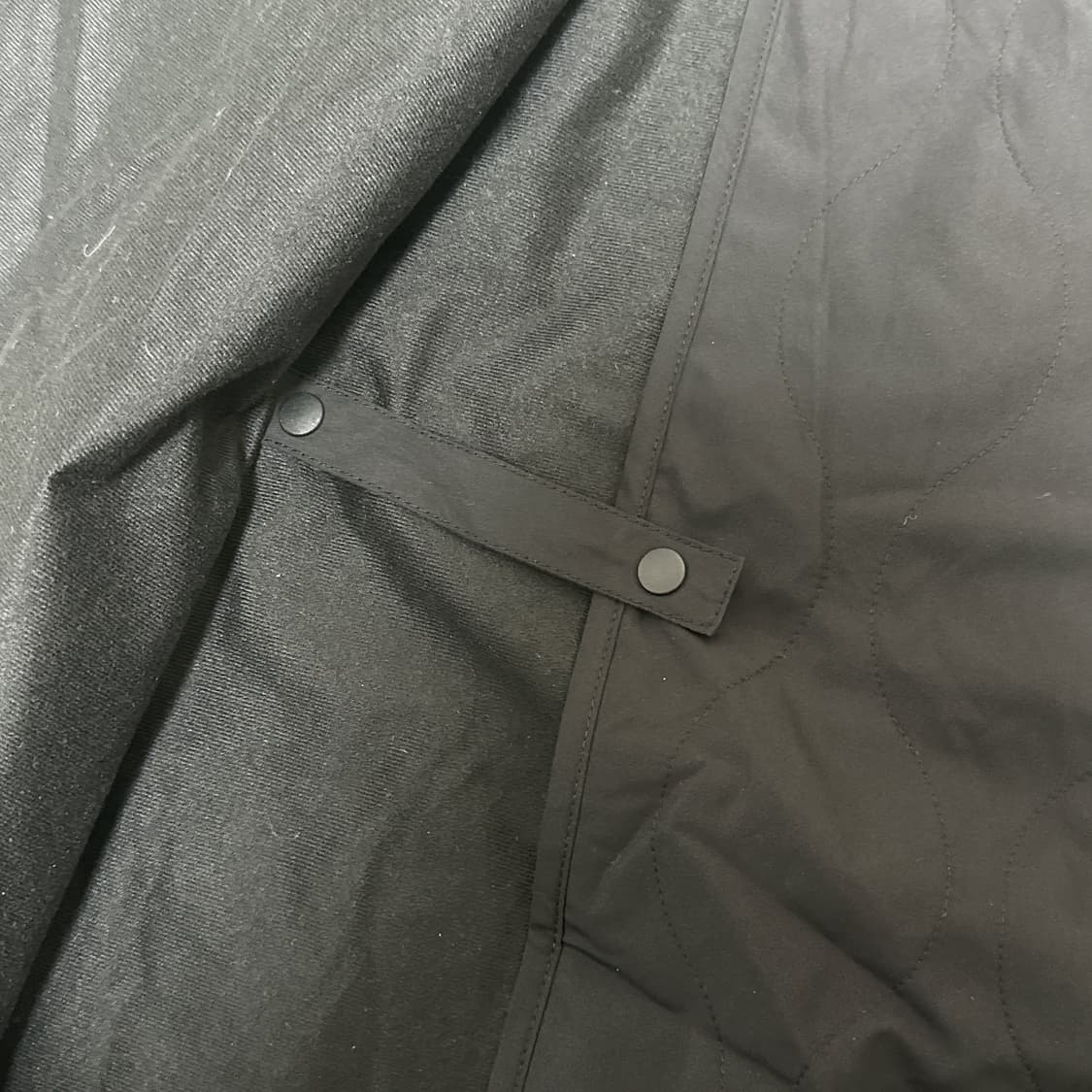 유니클로 퀼팅 랩스커트 블랙 M 상품이미지5