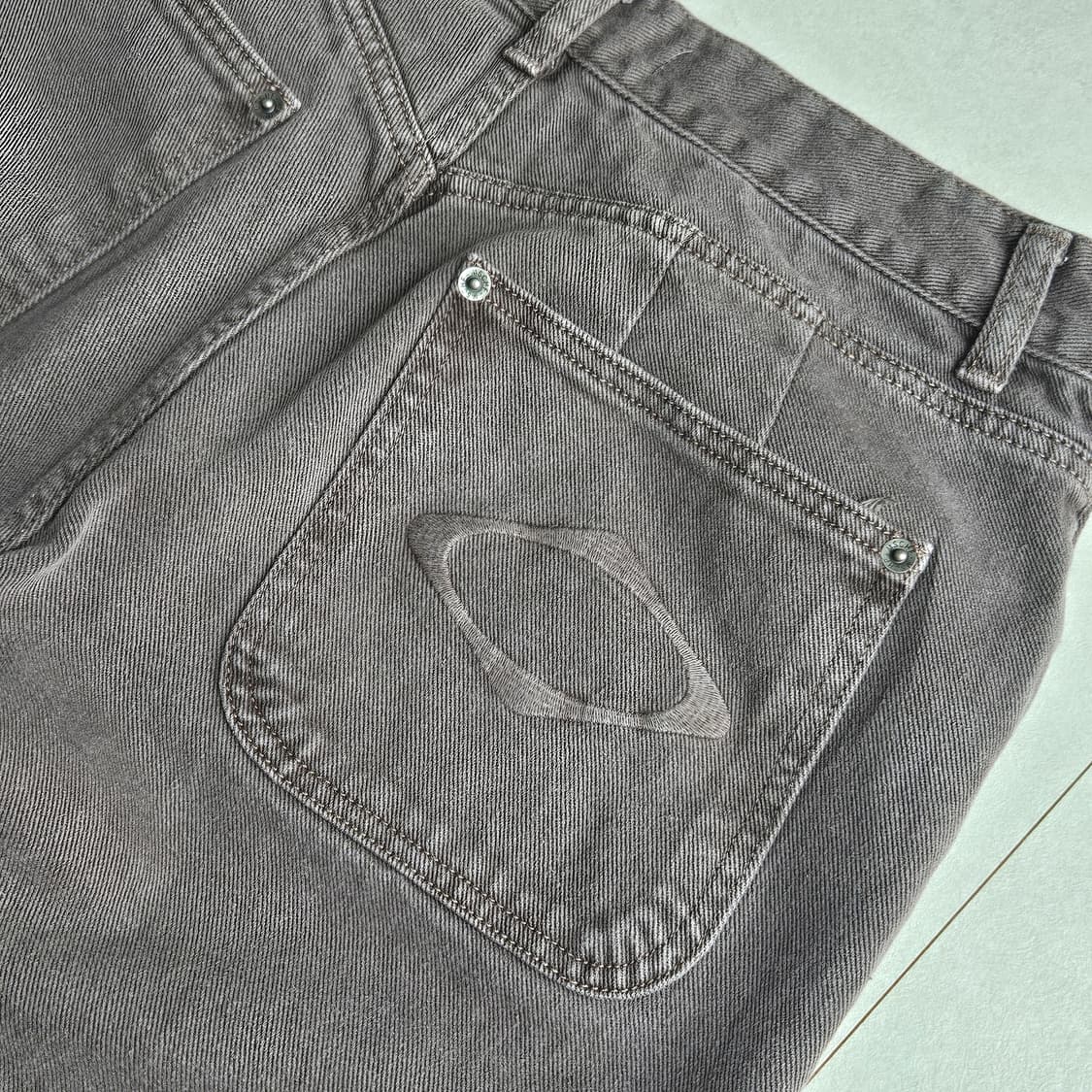 브라운 MSCHF 배기 진  상품이미지3