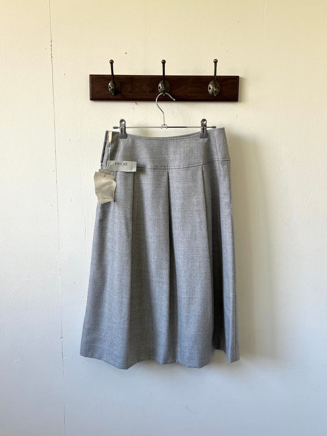 PINORE 라이트그레이 스커트 상품이미지2