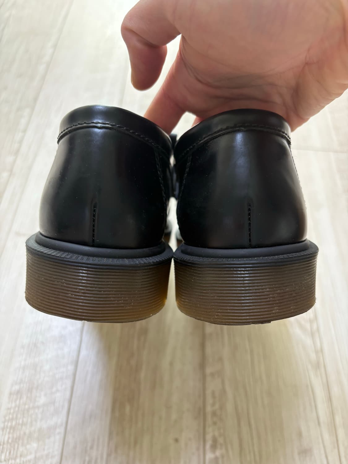 닥터마틴 아드리안 블랙 270 상품이미지5