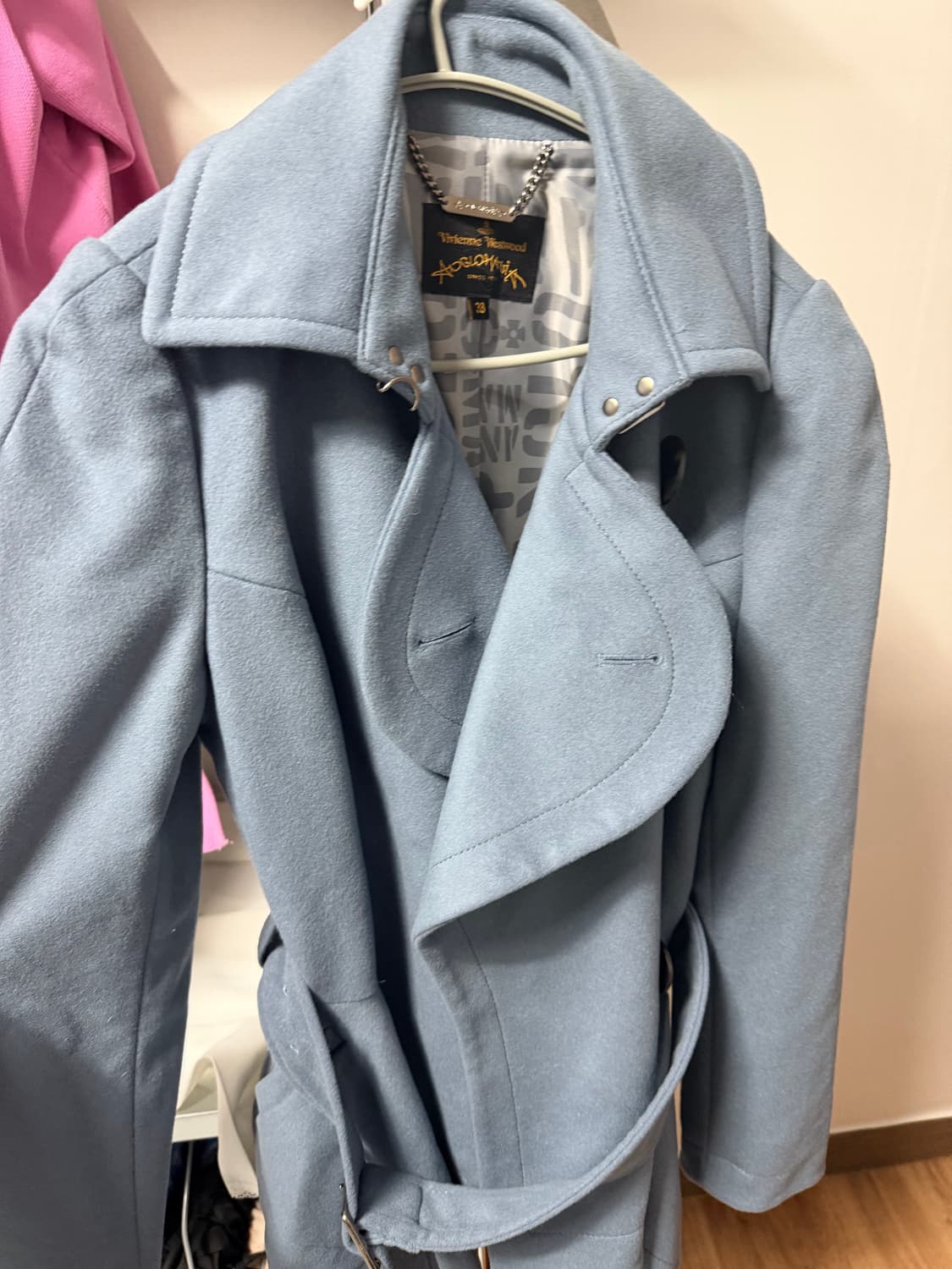 비비안웨스트우드 벨티드코트 상품이미지5