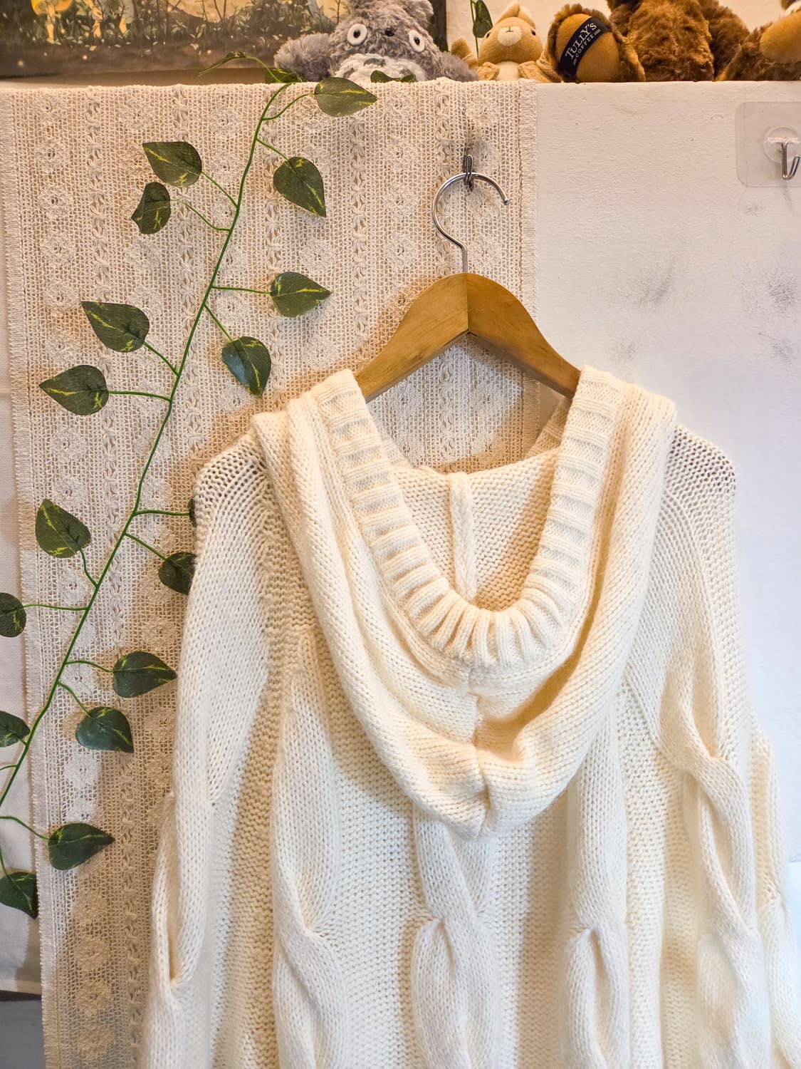 폼폼 케이프 울 가디건 상품이미지5