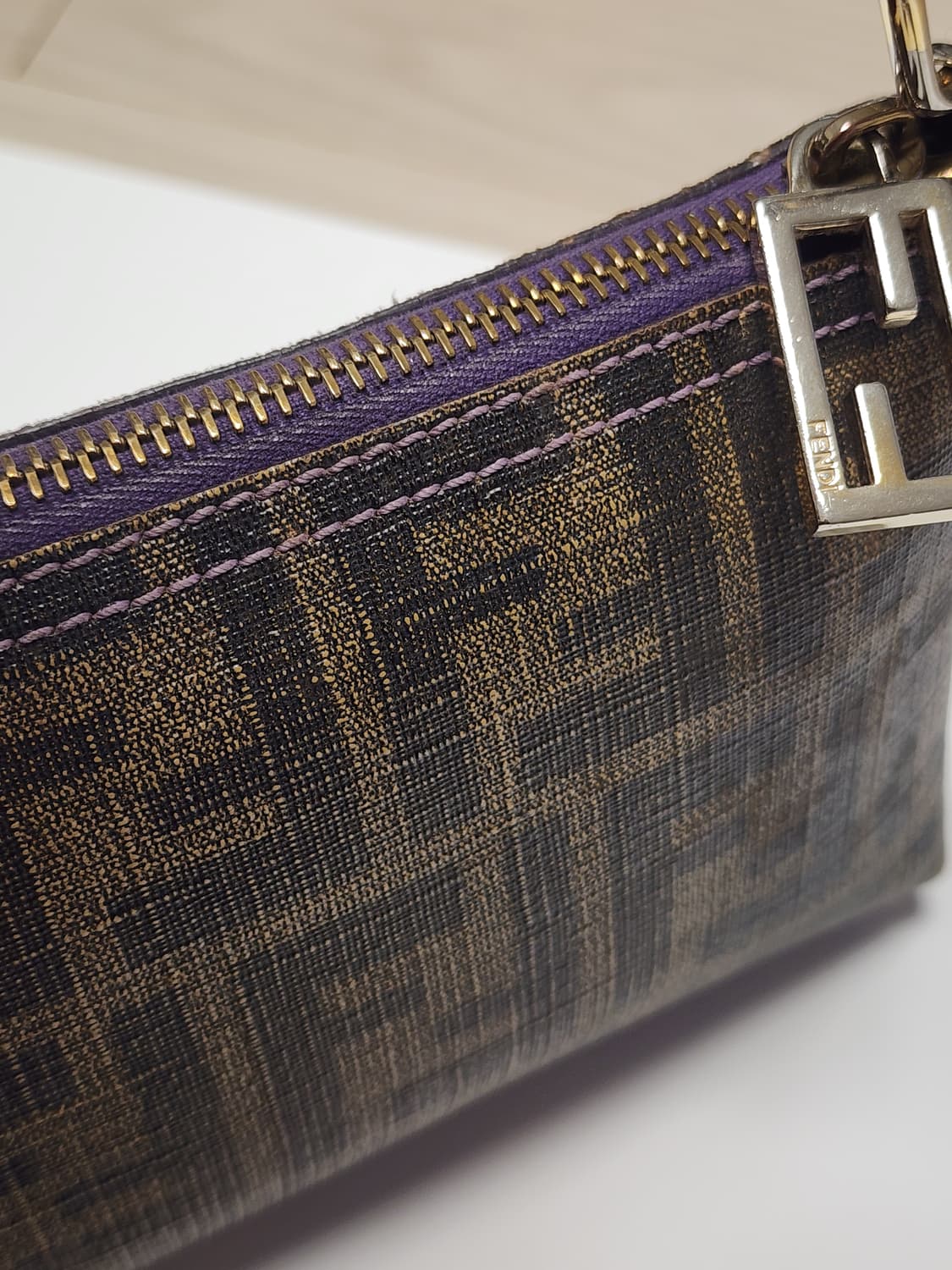 정품 펜디 FF로고 바게트 미니 체인백 상품이미지4