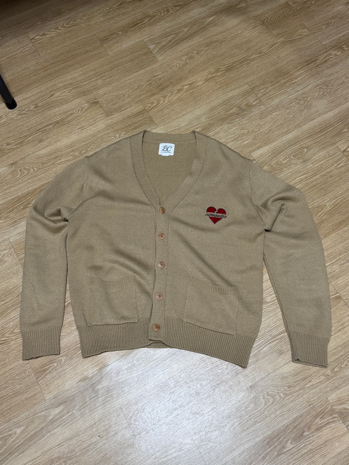 비욘드클로젯 노맨틱 하트 자수 가디건 M 상품이미지1