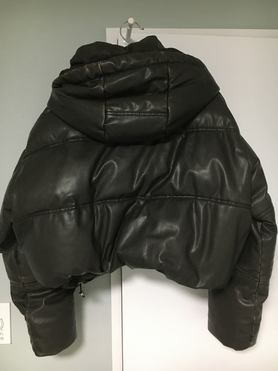 자라 페이크레더 크롭 패딩 L 상품이미지4