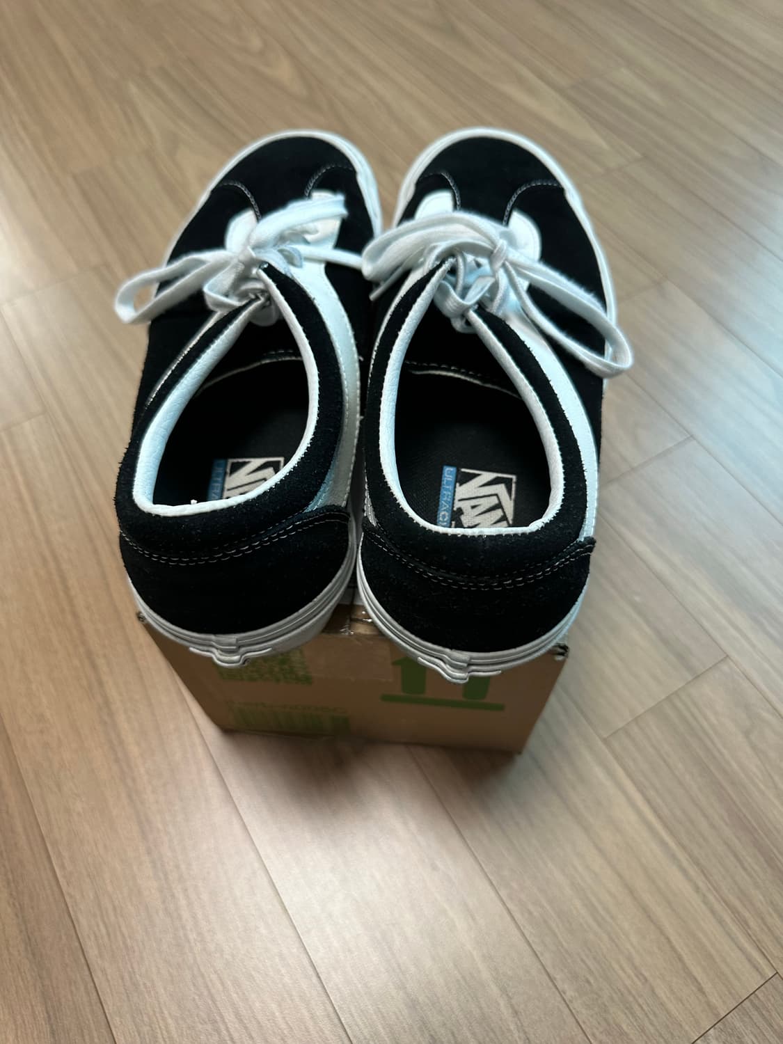 반스 볼드 엔아이 블랙 트루 화이트 280 상품이미지4