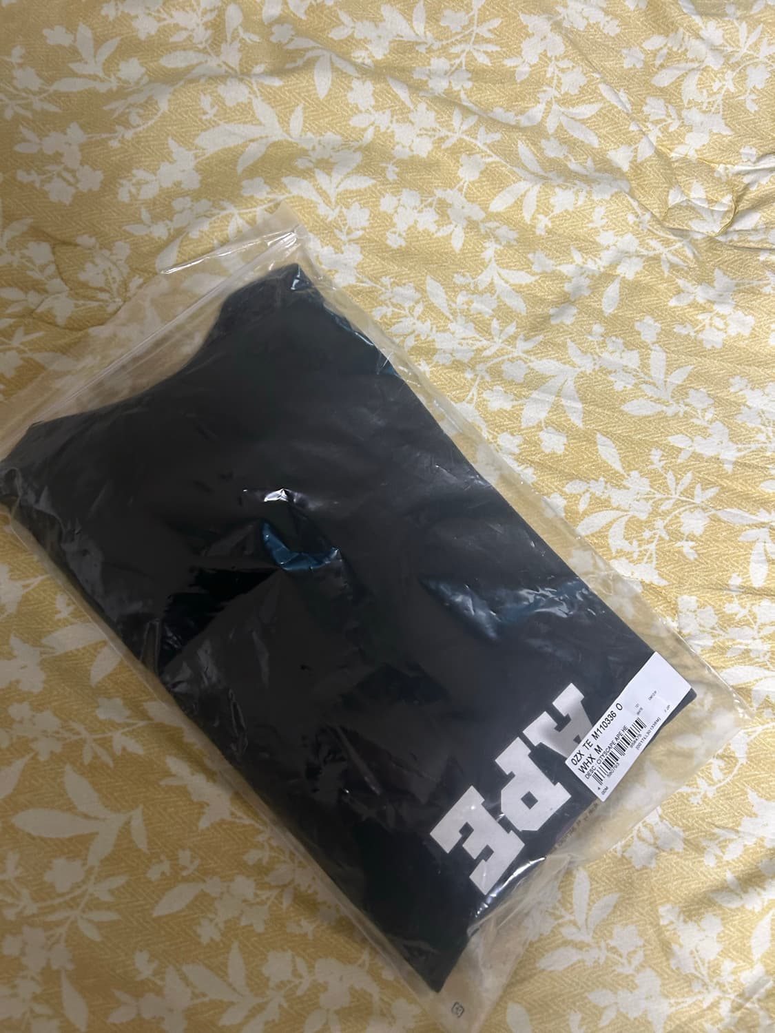 [새상품/L] 베이프 카모 컬리지 티셔츠 블랙 퍼플 상품이미지3