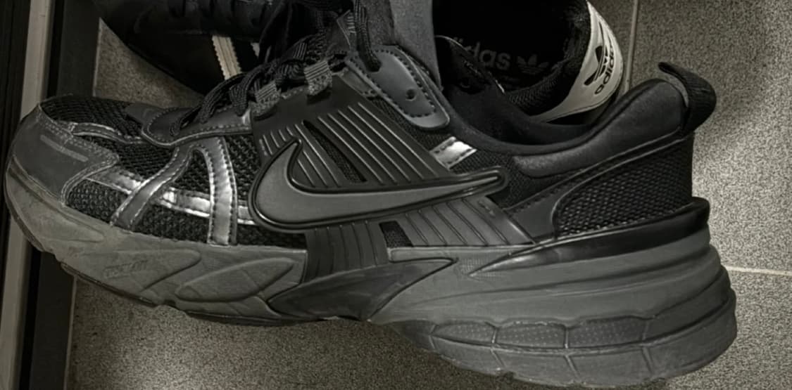 나이키 v2k 런 블랙 앤트러사이트 275 상품이미지3