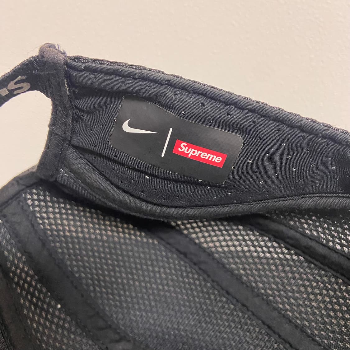 (OS) 슈프림 나이키 샥스 캠프캡 러닝캡 모자 블랙 22SS 상품이미지9