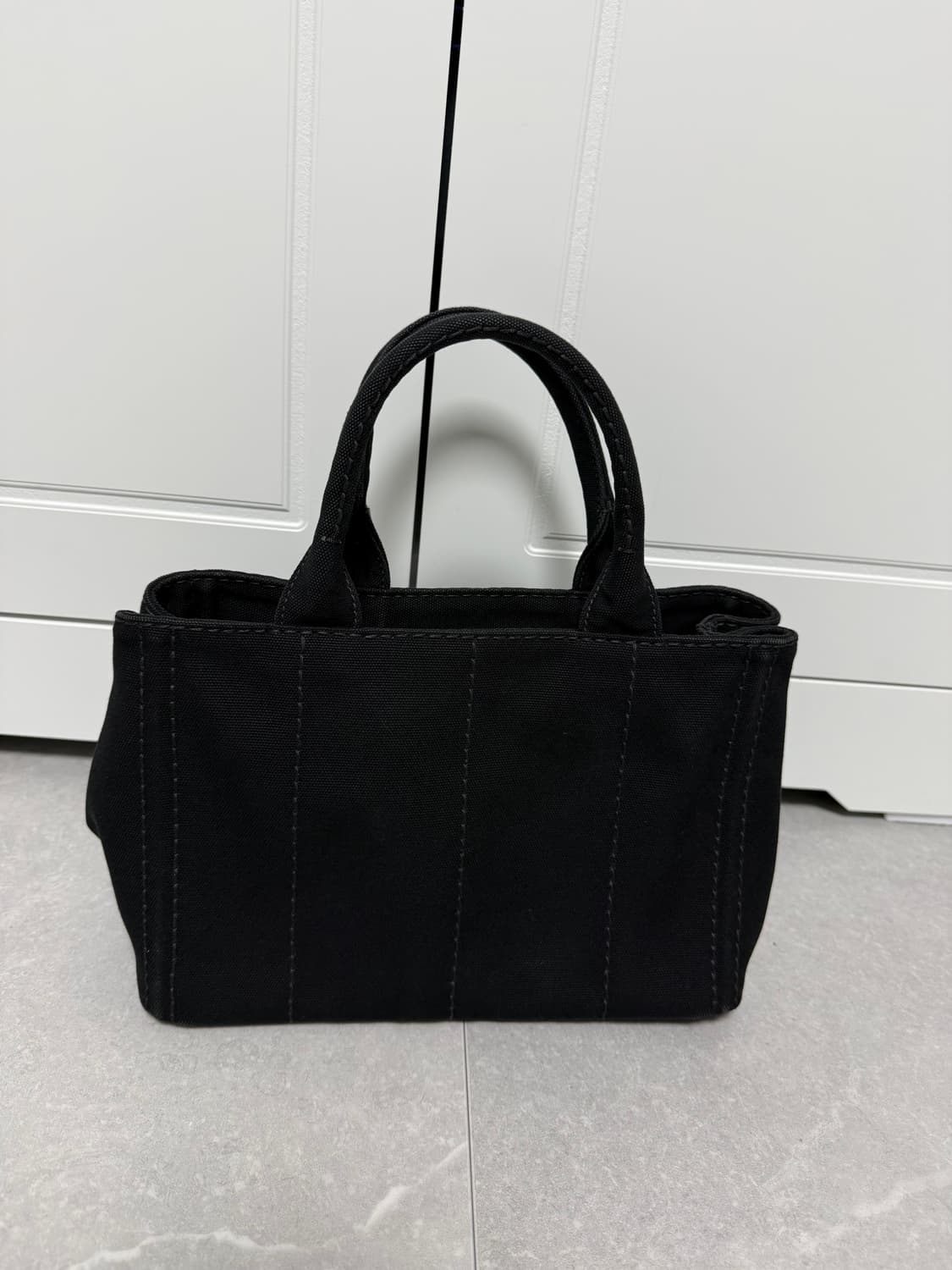 프라다 카나파 토트백 상품이미지2