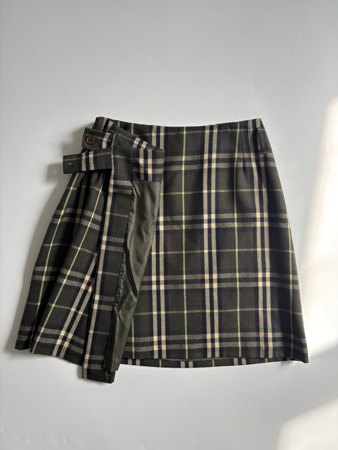 Burberry 버버리 카키 노바체크 랩스커트  상품이미지4