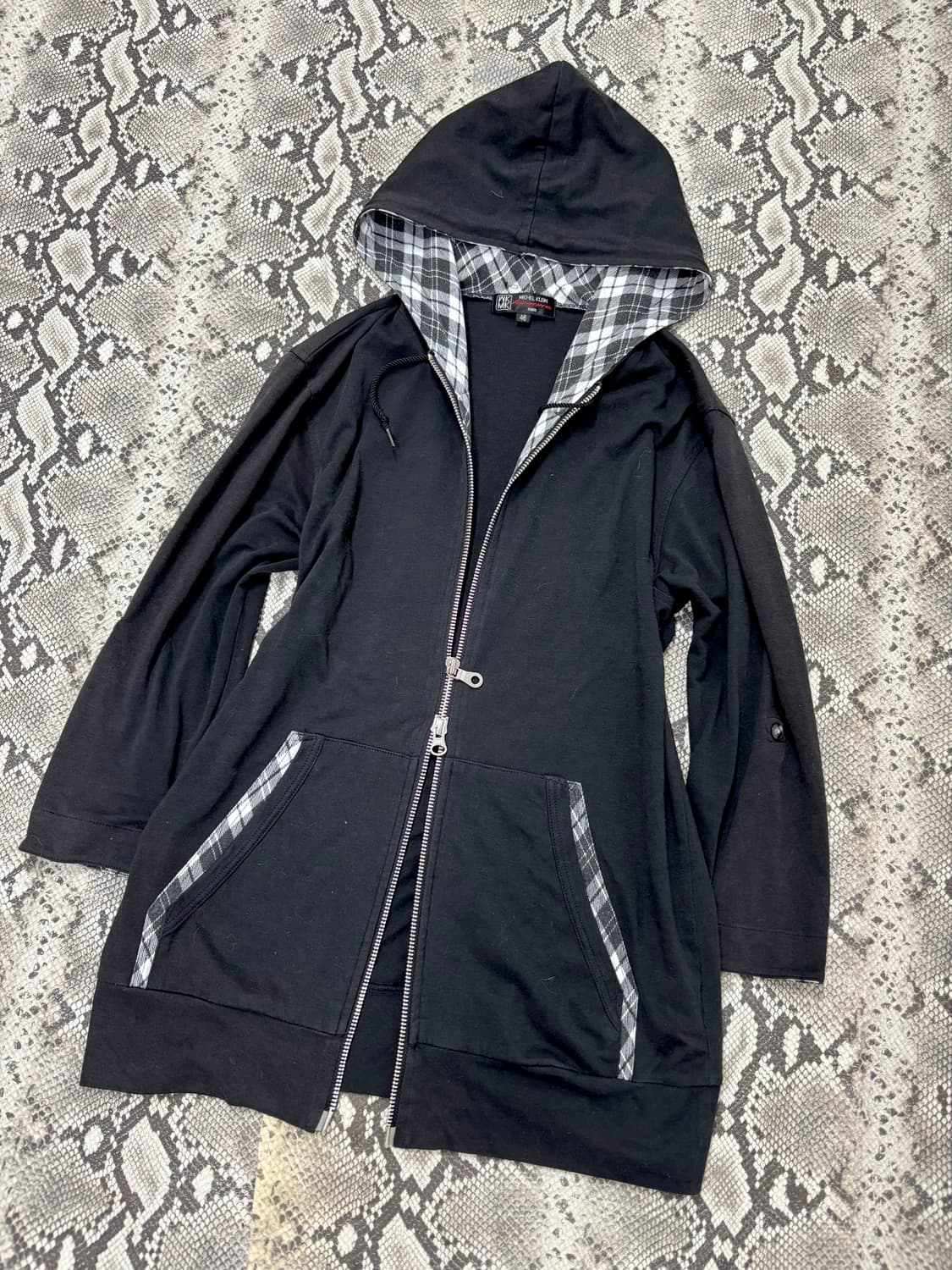 “Michel Klein” Minimal 2-way Check Hoode 상품이미지3