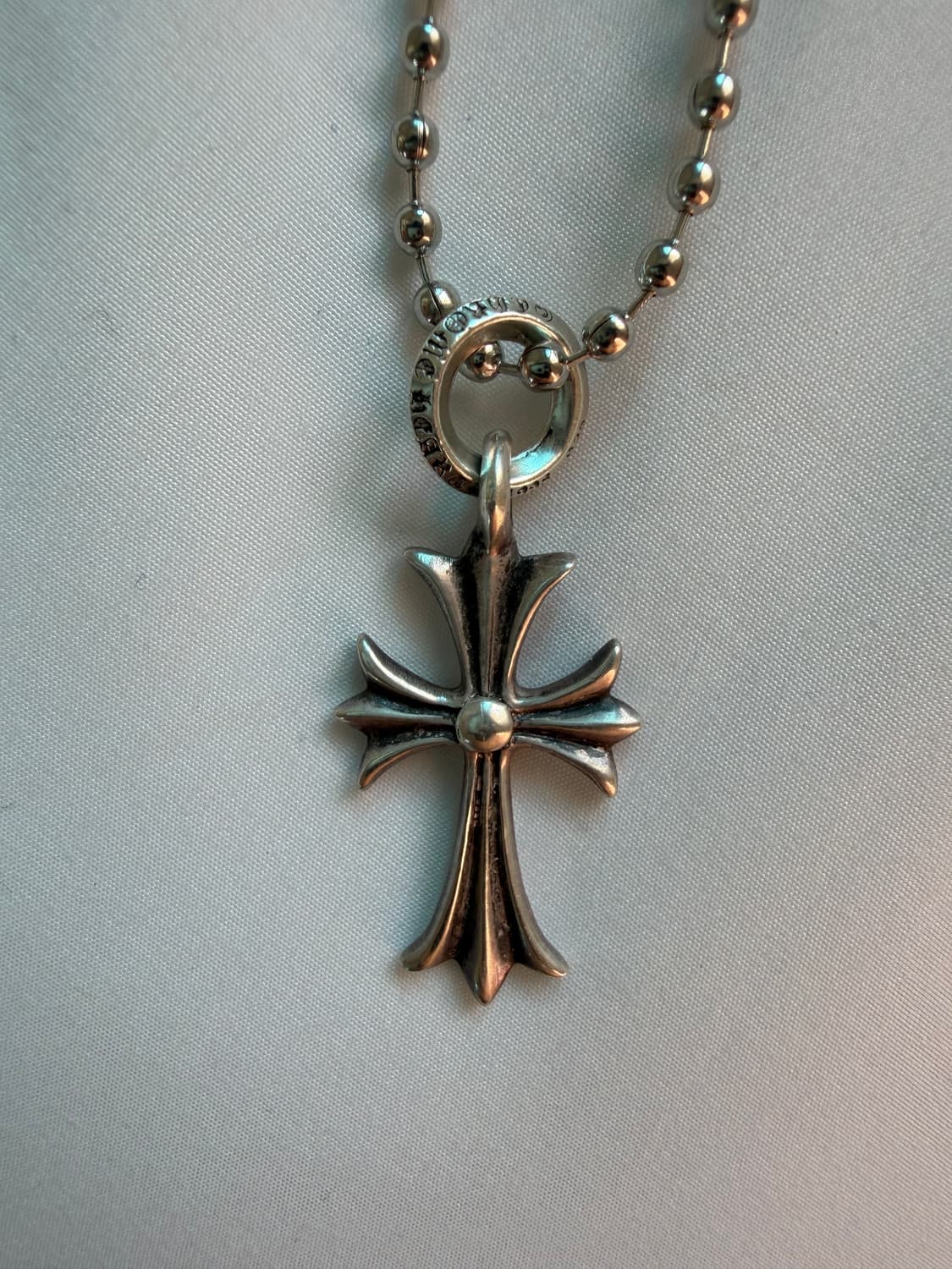 크롬하츠 타이니크로스 펜던트 목걸이 상품이미지3