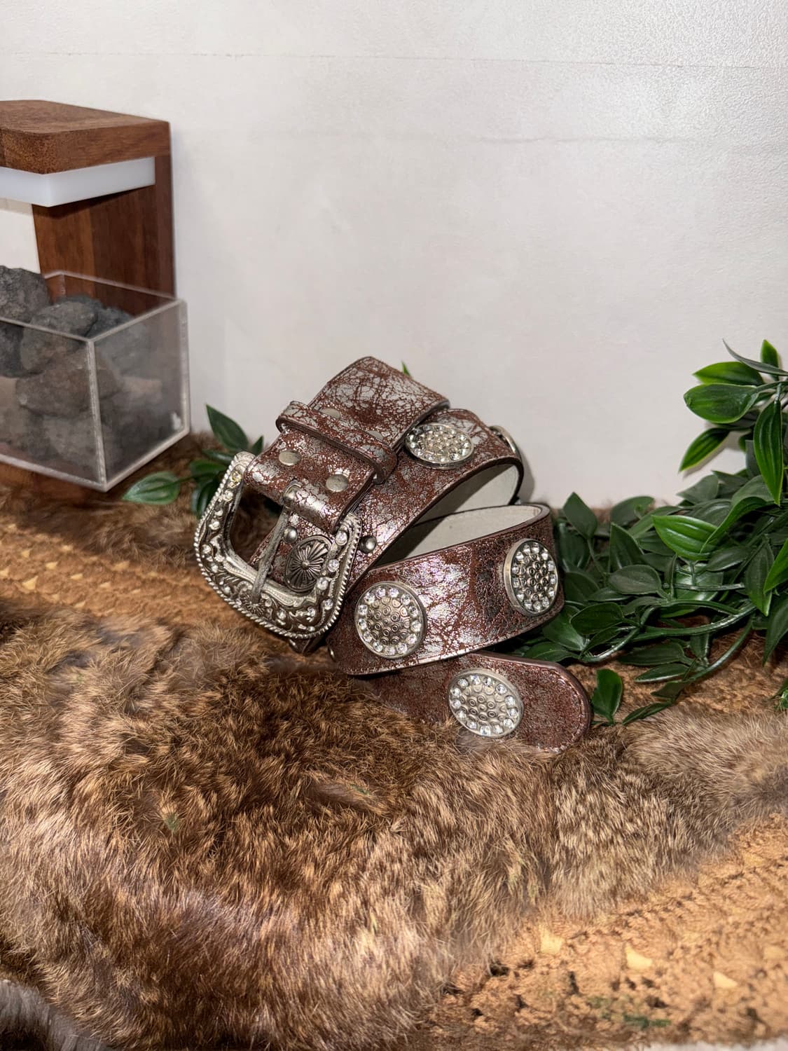 Metal bronze oriental cubic buckle belt 상품이미지2
