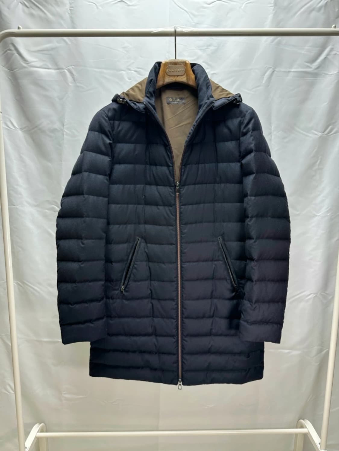 로로피아나 구스다운 울 롱패딩 M사이즈(100~105) 민트급 판매 상품이미지1