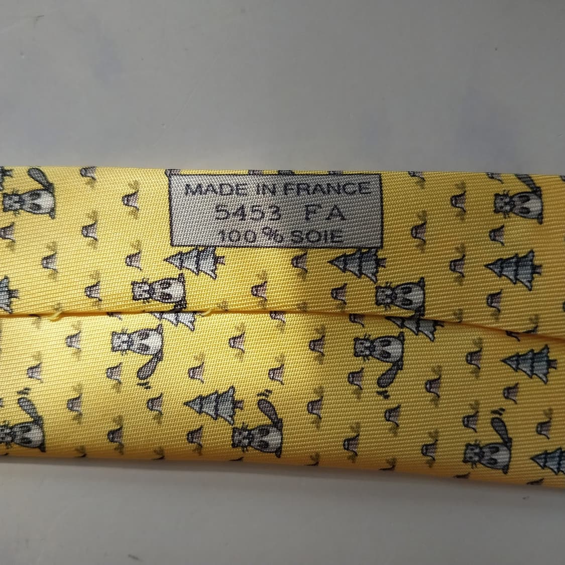 에르메스 실크 숲속 패턴 넥타이 9.5cm A~A+등급 K2263
 상품이미지9