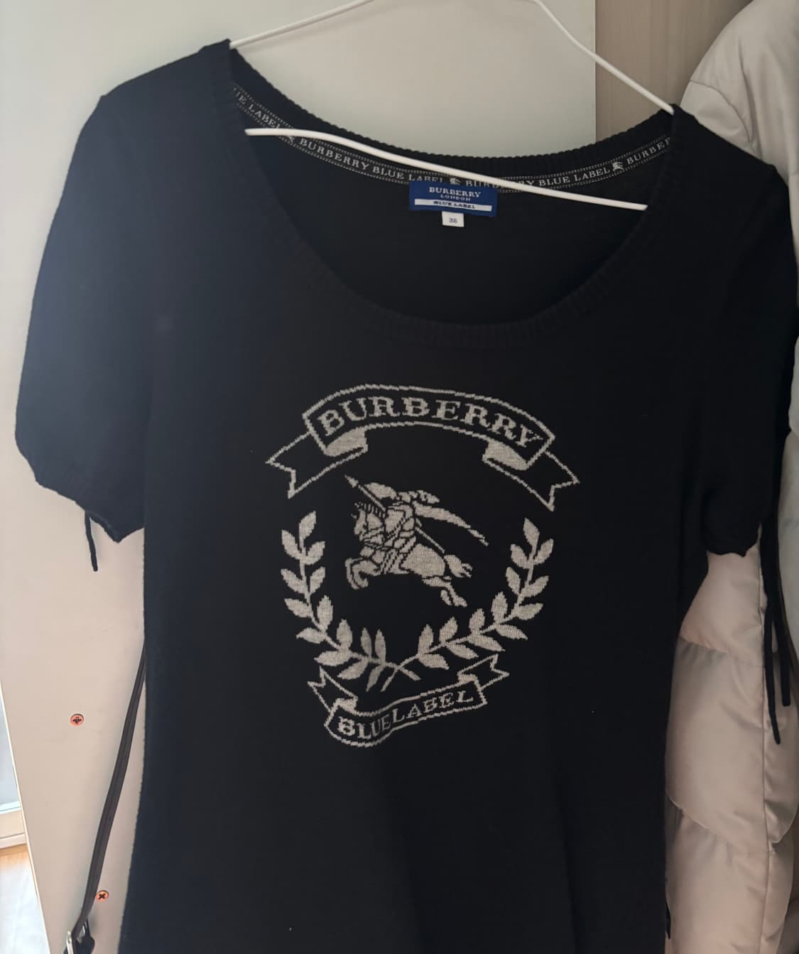 버버리 반팔 니트 블랙 상품이미지2