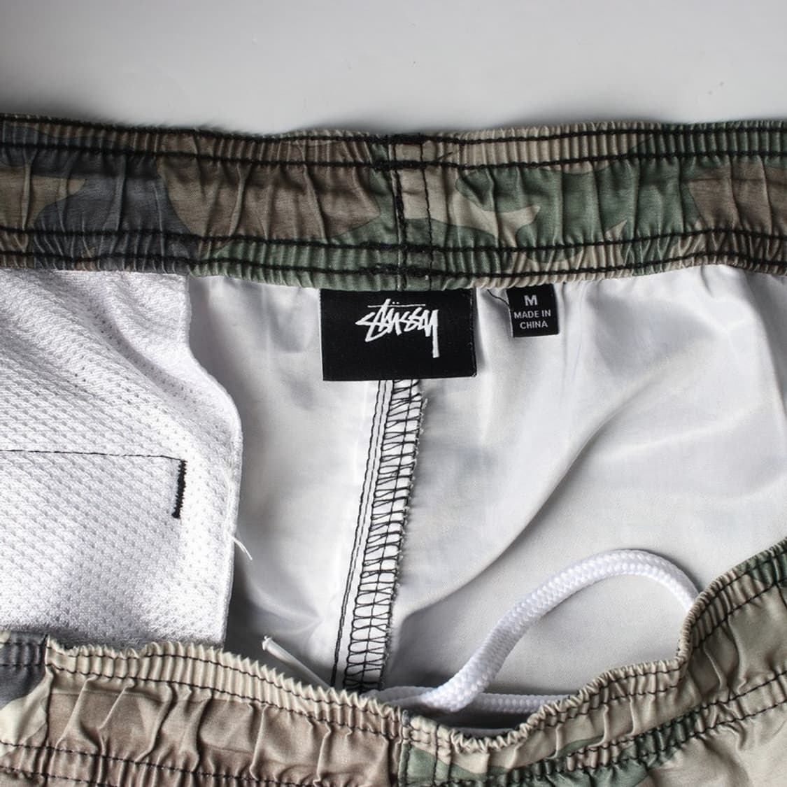 스투시 카모플라쥬 스몰 로고 스윔 쇼츠 M 상품이미지5