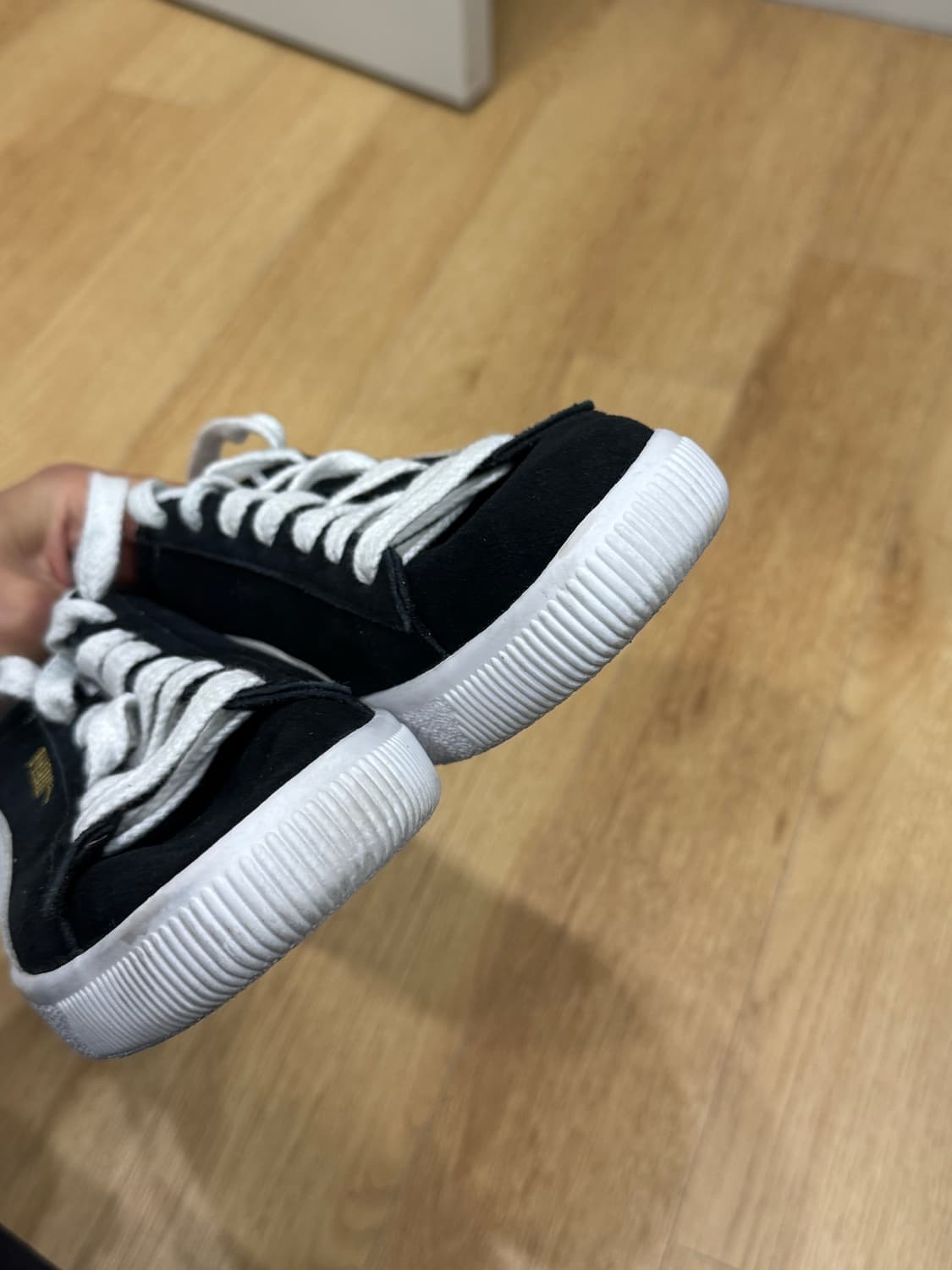 푸마 스웨이드 클래식 블랙 화이트 상품이미지7