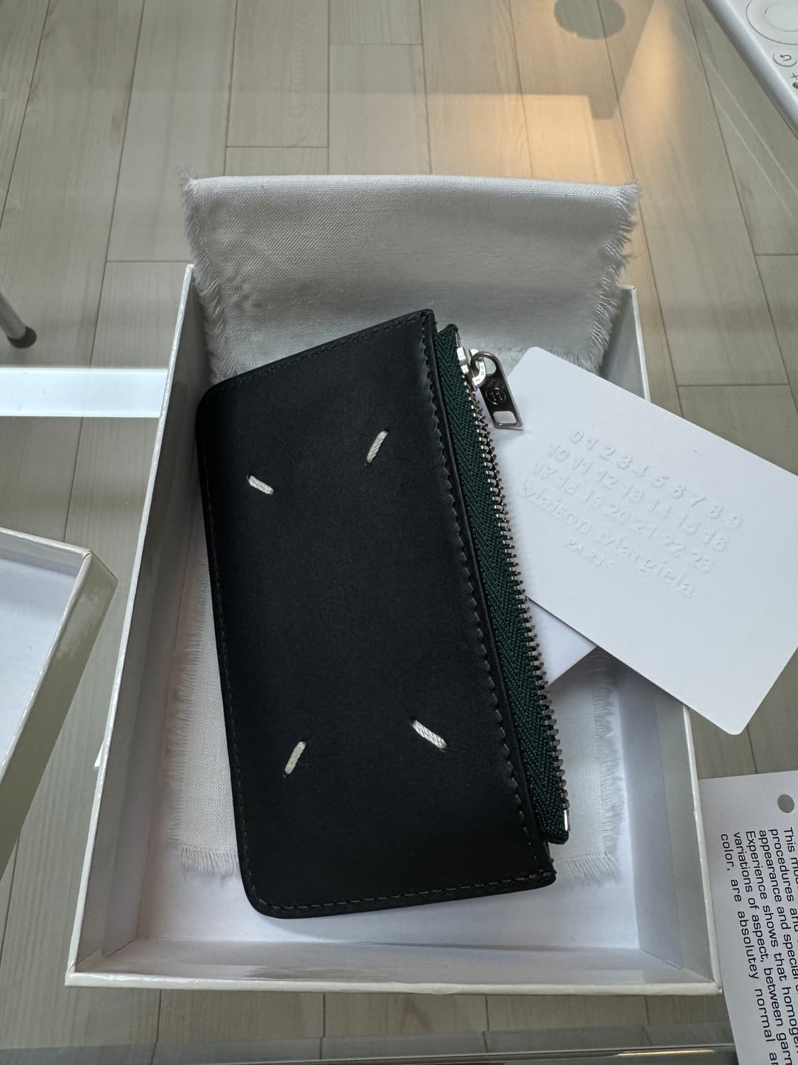 메종 마르지엘라 스티치 블랙 지퍼 카드지갑 상품이미지2
