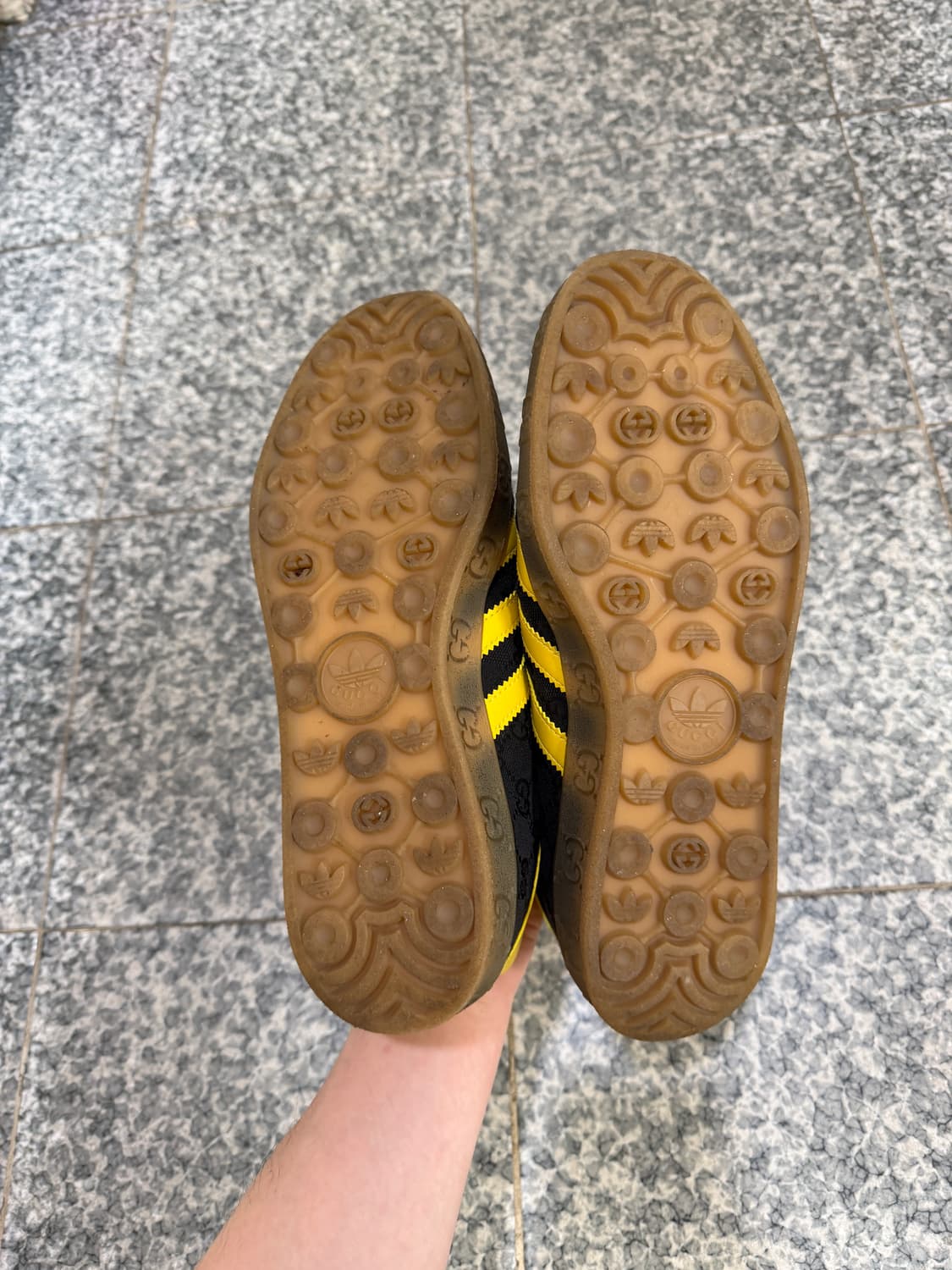 구찌 가젤 블랙 옐로우 9사이즈(280) 상품이미지2