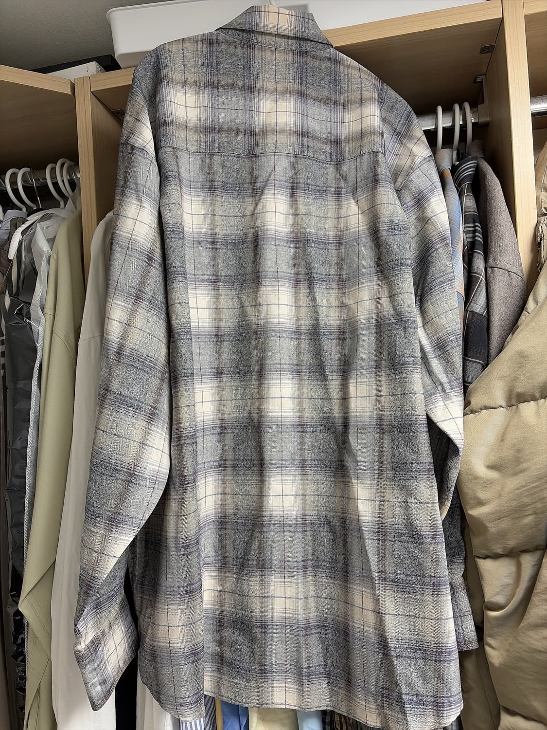 오라리 23fw 그레이 체크셔츠 5사이즈 상품이미지2