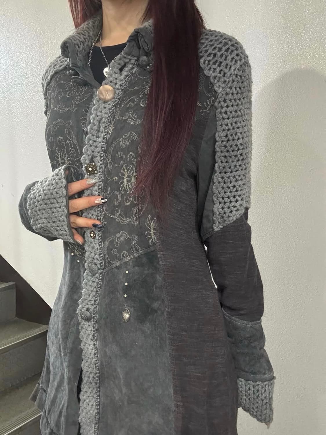 Grey Drop-Neck Mesh Detail Knit Cardigan 상품이미지3