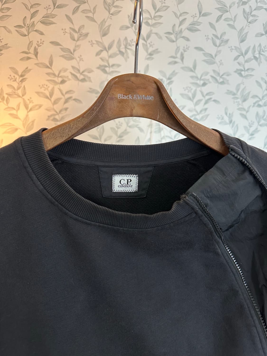 Cp company sweater Xl (105-110) 상품이미지2