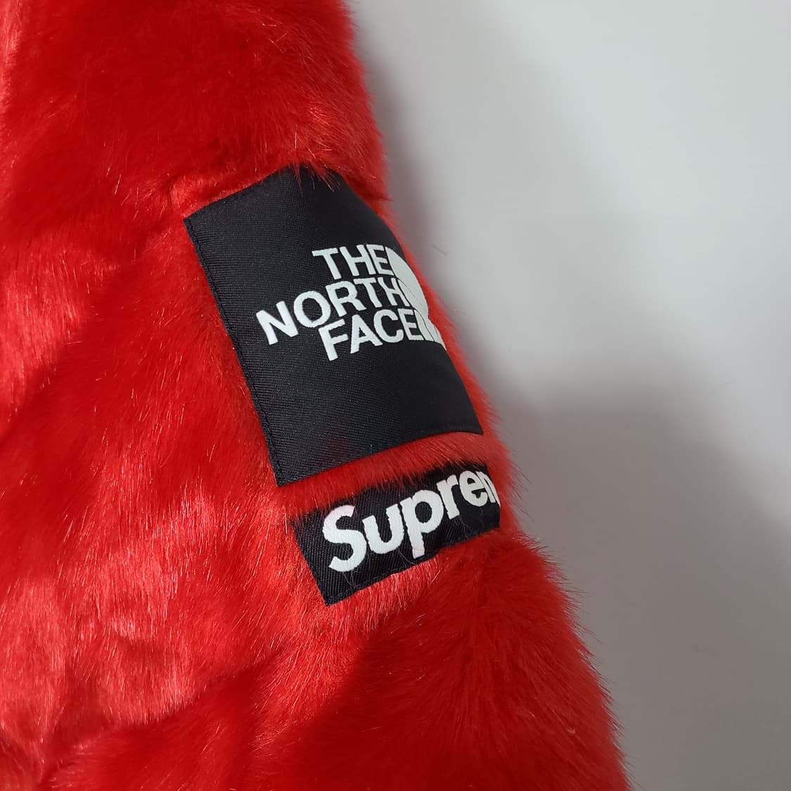 슈프림 x 노스페이스 남성 포우 퍼 눕시 자켓 레드 L 상품이미지6