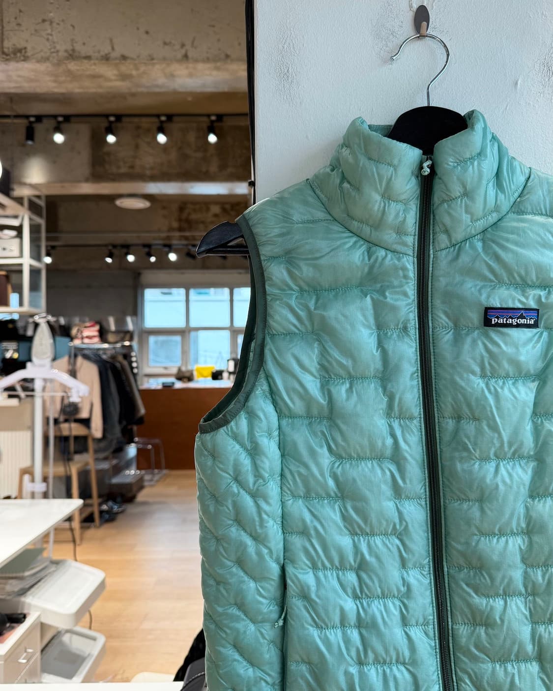 파타고니아 민트 마이크로 퍼프 베스트 점퍼  상품이미지4