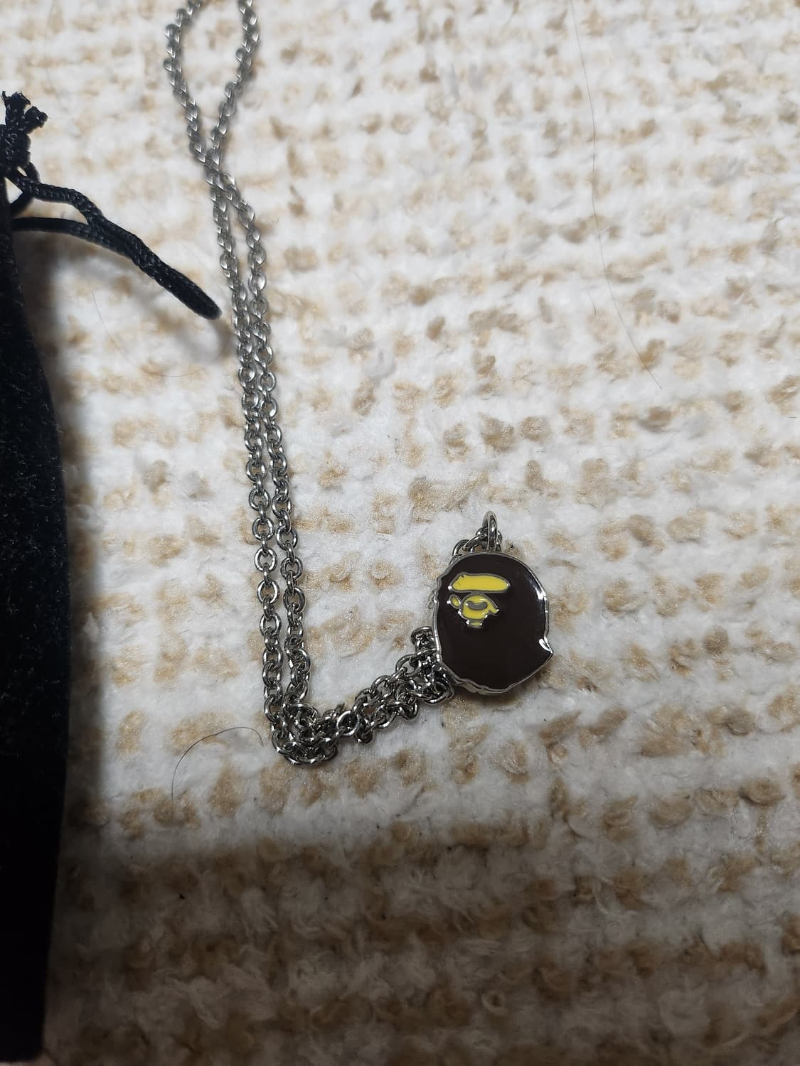 베이프 로고 목걸이 상품이미지1