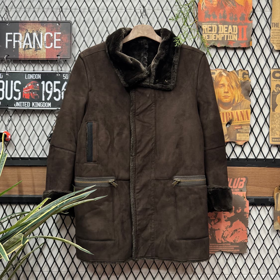 캘빈클라인 스웨이드 퍼 무스탕 코트 사이드 포켓 포인트 다크 브라운 상품이미지1