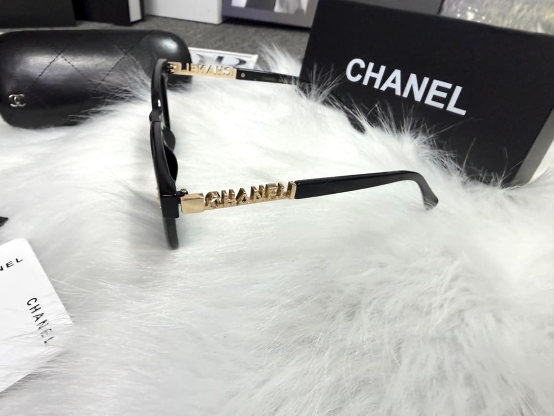 샤넬 이니셜 스톤장식 선글라스 블랙 풀박스 상품이미지6