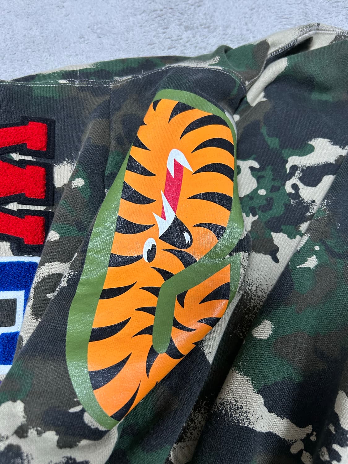 베이프 맵 카모 샤크 후드집업 상품이미지9