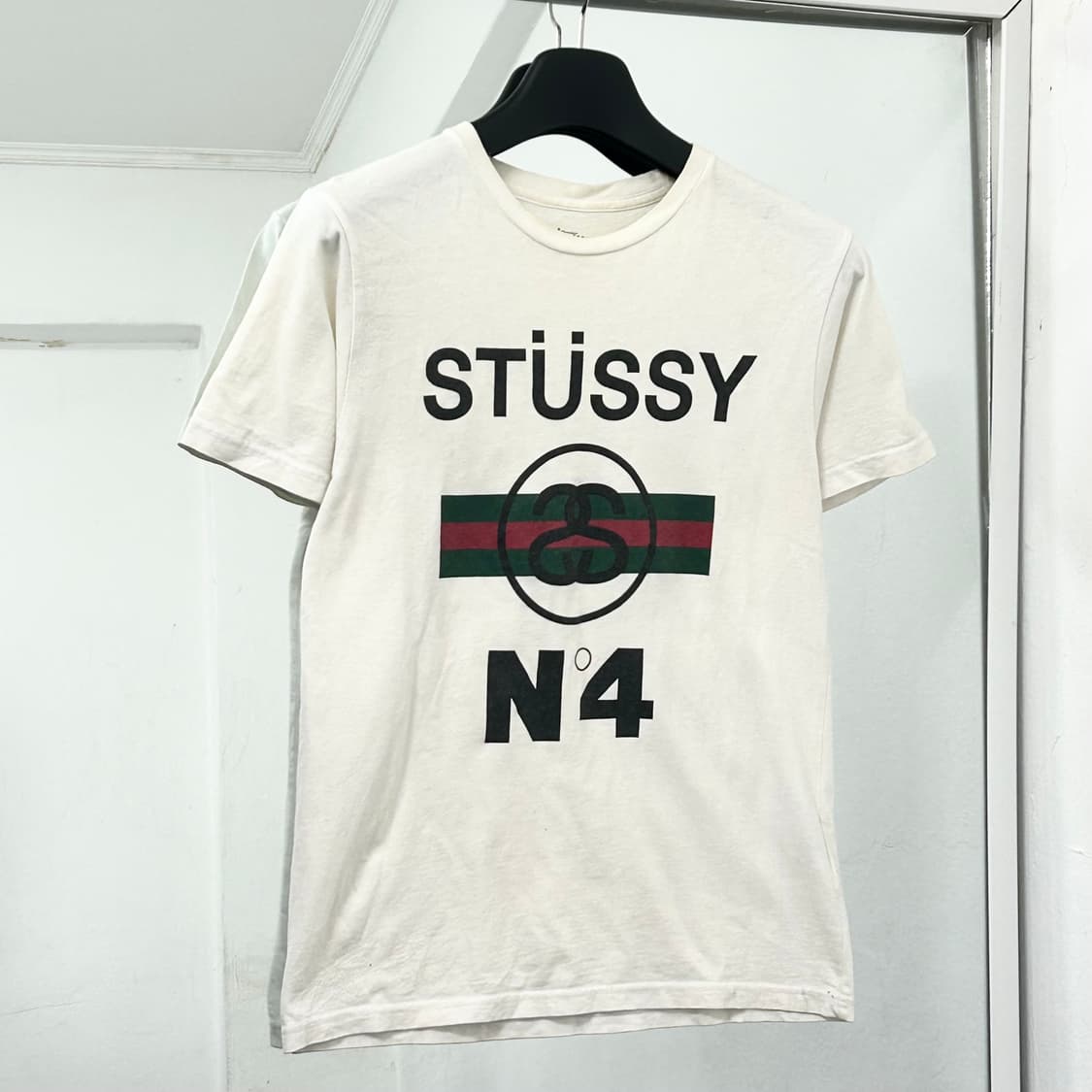스투시 N4 반팔 티셔츠 상품이미지1
