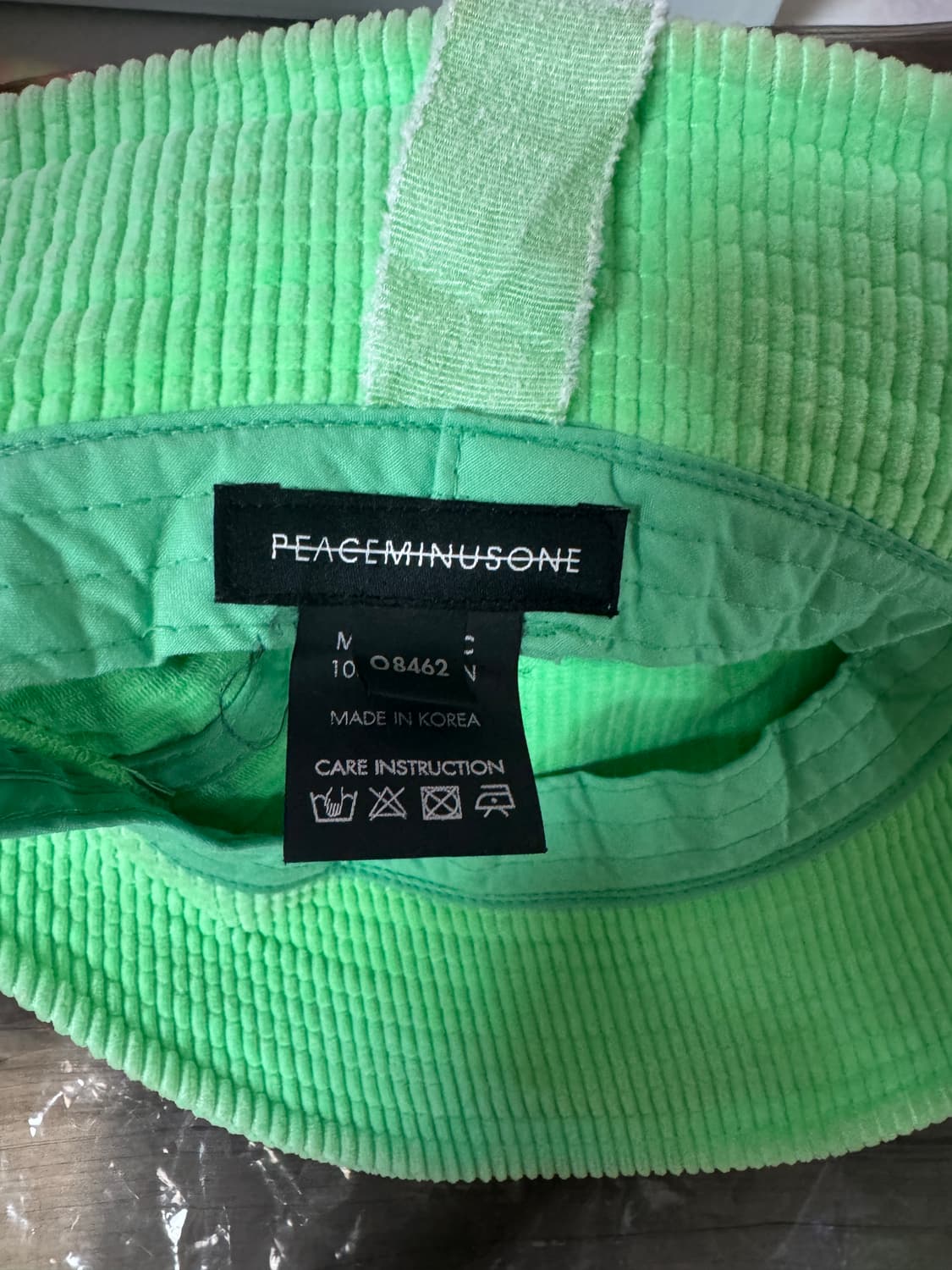 피스마이너스원 버캣햇 팝니다 지디 착용 상품이미지3