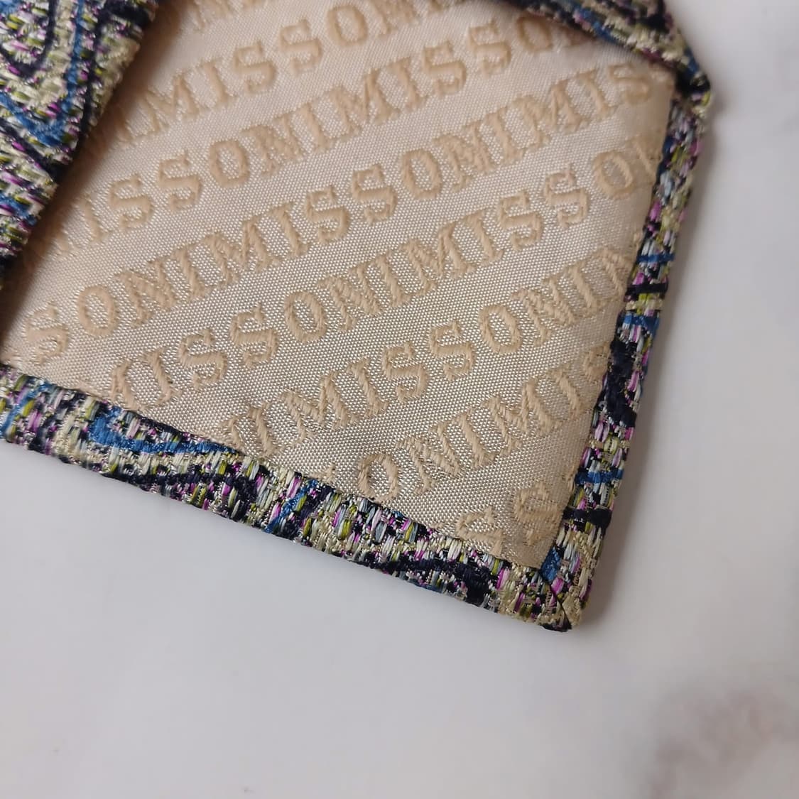 미쏘니 실크 지그재그 자카드 넥타이 8.8cm A+등급 A19521
 상품이미지8