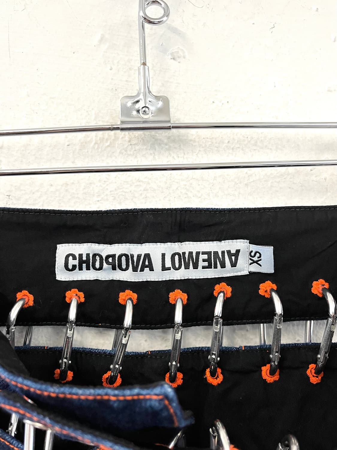 초포바 로위나 2023AW 카라비너 데님 팬츠 상품이미지6