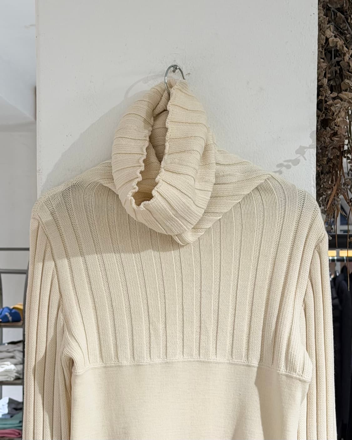 샤넬 아이보리 울 롤넥 립니트 스웨터 상품이미지4