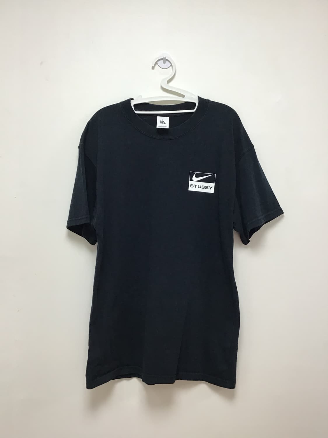 스투시X나이키 티셔츠 상품이미지2