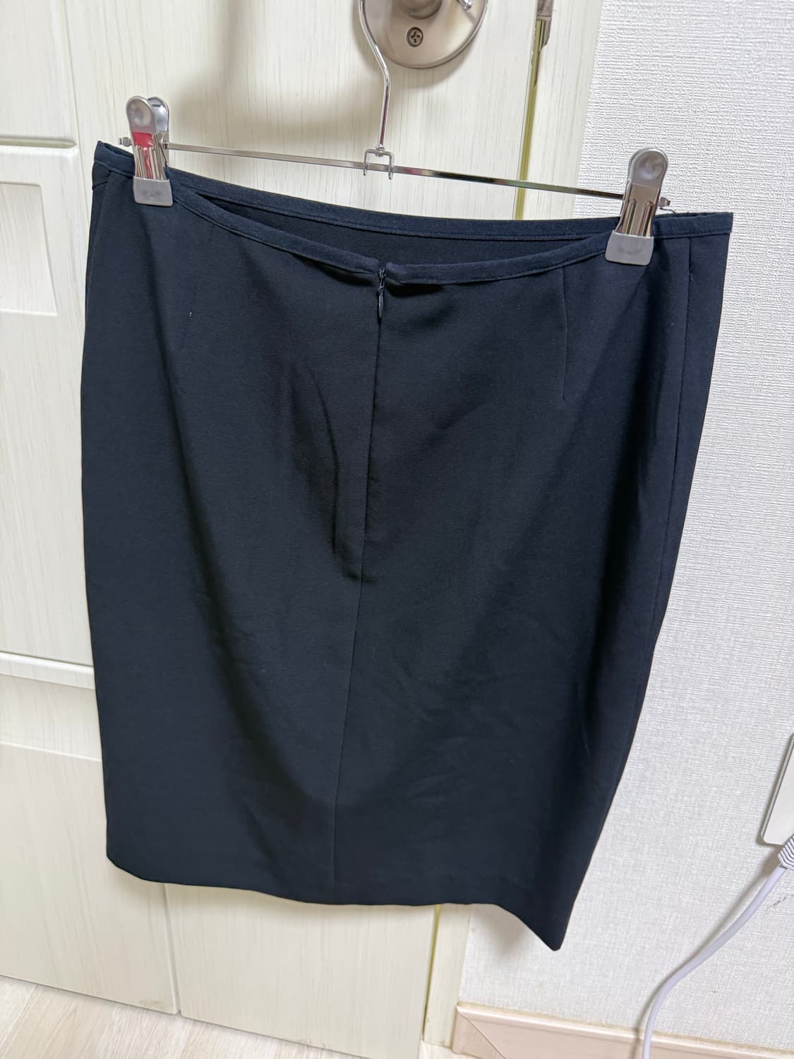 미스치프 슬릿 미디 스커트 상품이미지3