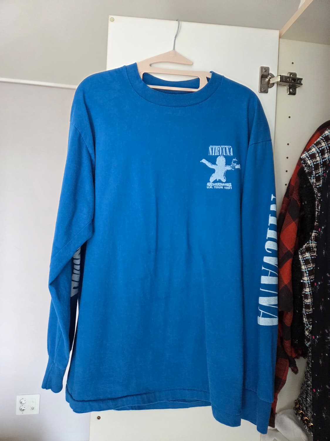 너바나 Nevermind U.K. 투어 블루 롱슬리브리스 상품이미지1